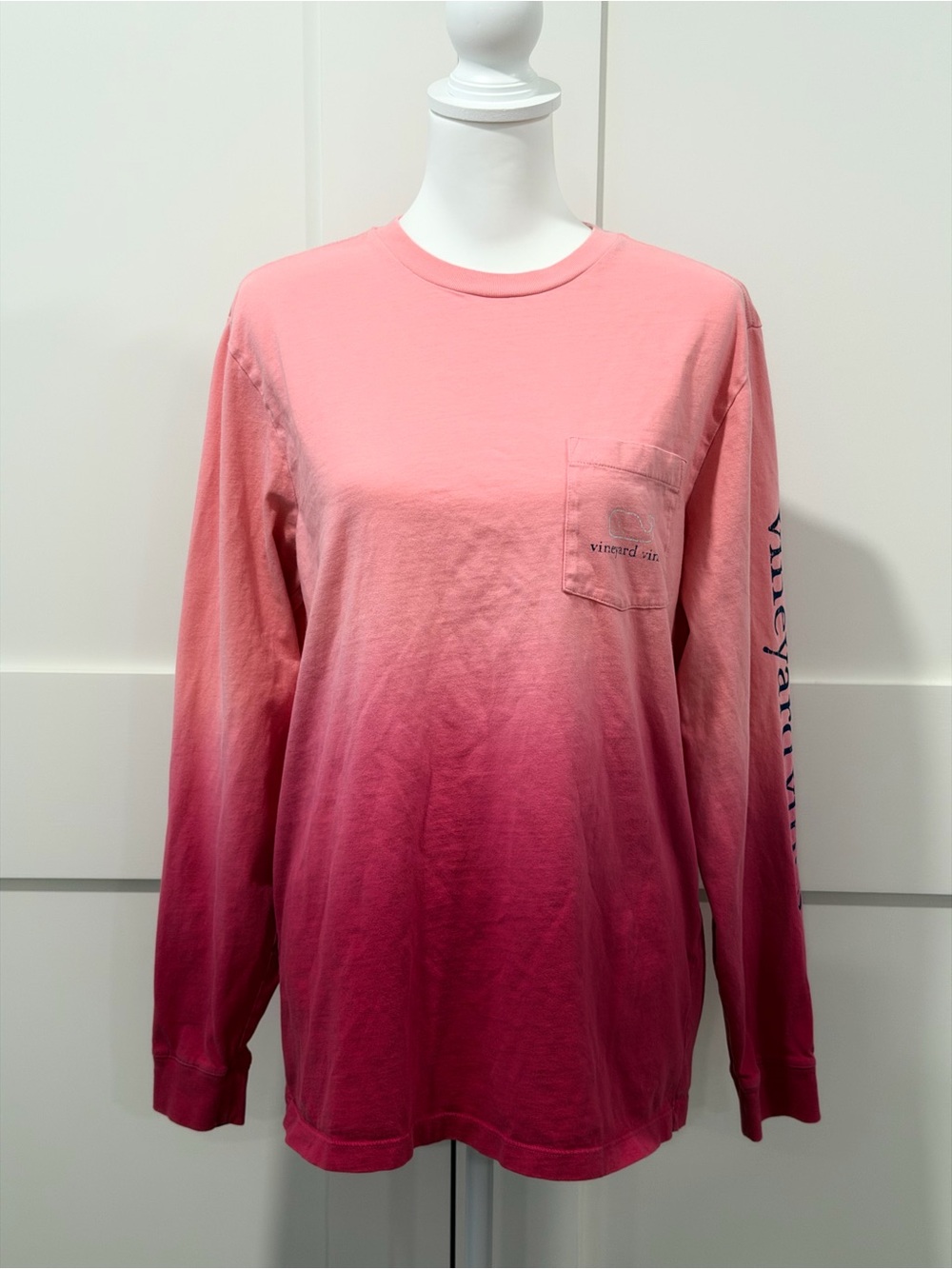 Vineyard Vines Men’s Pink to Deep Pink Ombre Long-Sleeve Pocket Tee